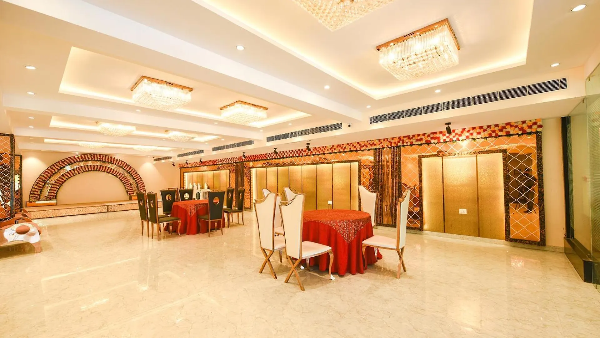 Otel Fabhotel Prime Arjun Luxury Rooms Near Yashobhoomi Gurgaon Hindistan