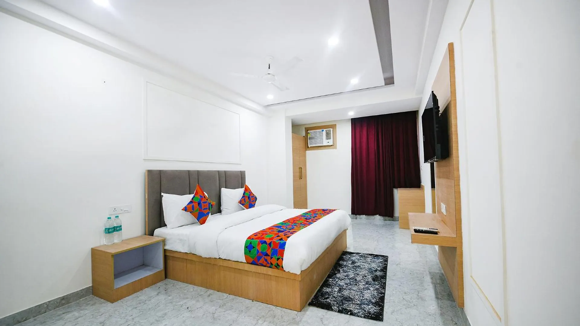 Otel Fabhotel Prime Arjun Luxury Rooms Near Yashobhoomi Gurgaon Hindistan